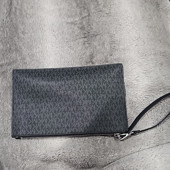 Under arms Purse  MK - Picture 3 of 5